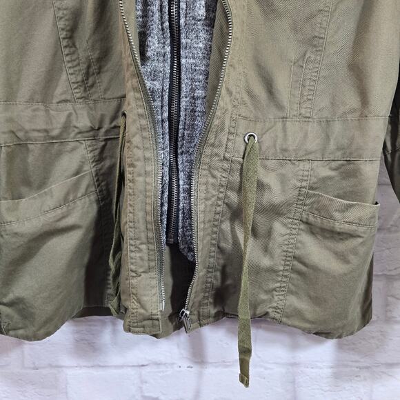 M 2Sable Womens Olive Green Gray Hoodie Layered Look Jacket Size S Utility Cargo - Picture 3 of 9